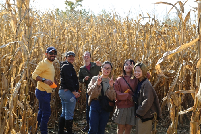 CESL members at a corn maze