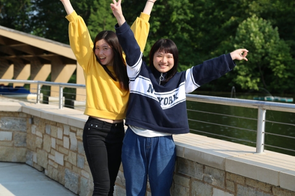 two CESL students hanging out